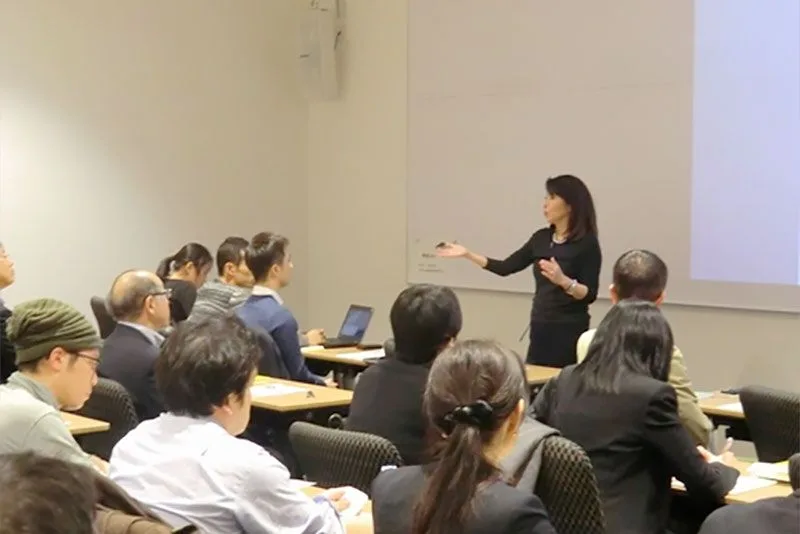 Kumi Sato gives English lecture on her book, Communication Leadership
